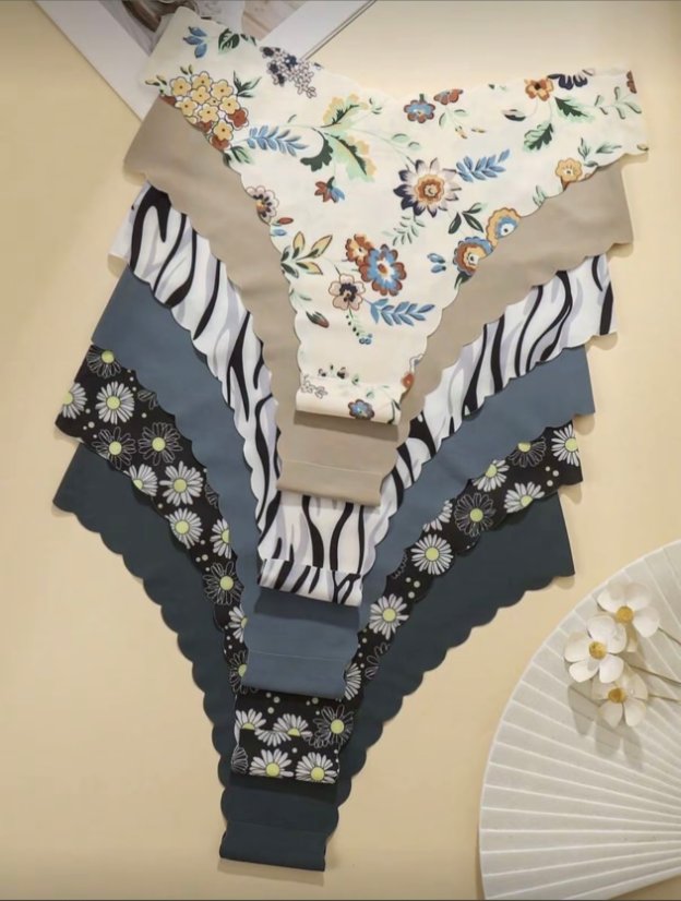 Seamless Bras & Briefs, Sewn Bras & Briefs Jelly Gel Bra & Stitched Panty