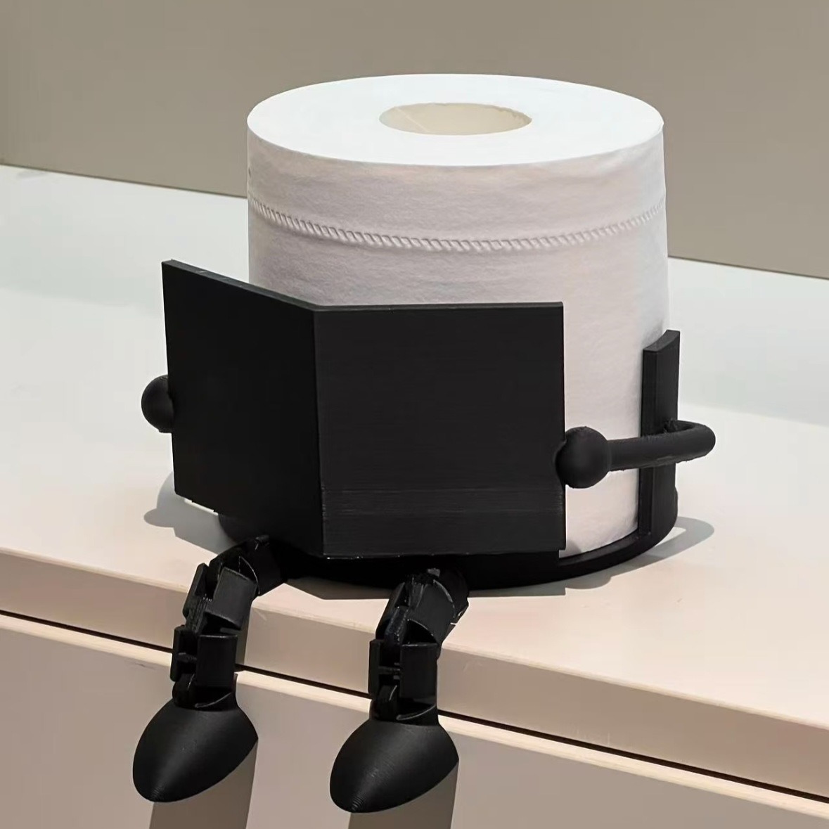 Tissue Holder Reading Newspaper Decorative Toilet Paper Holder