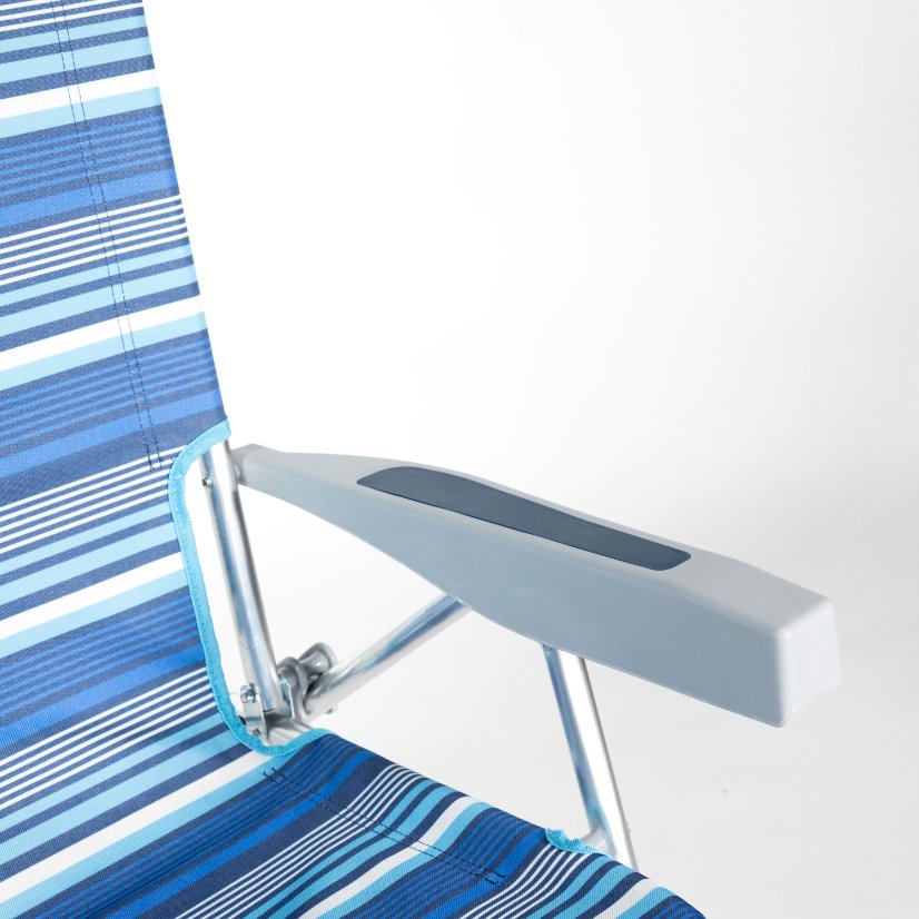 Beach Chair five position adjustable strap chair with a ice bag