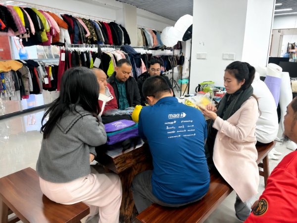 Yiwu Ouming Garment Co., Ltd. Partner
