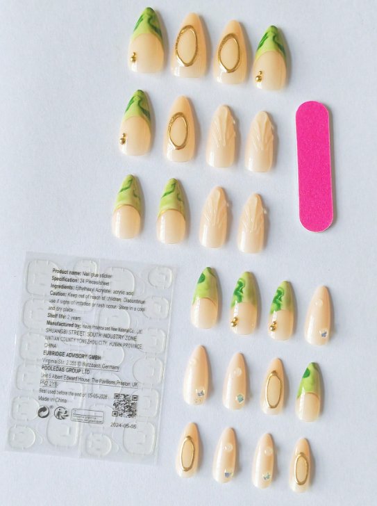 Others Green Press-On Nails