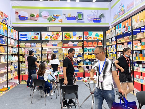 Pujiang Liman Plastic Industry Co., Ltd. Partner