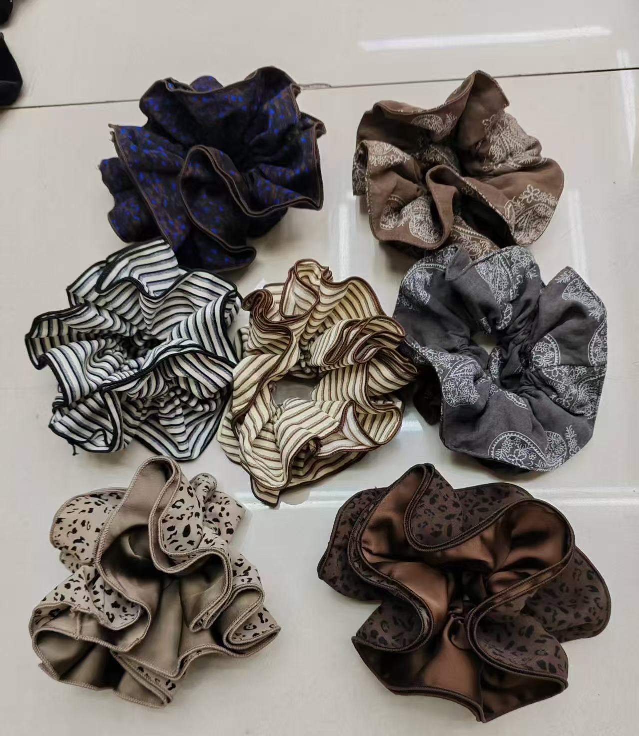 Fabric ties, scrunchies, hair ties Scrunchie Fabric Hair Tie