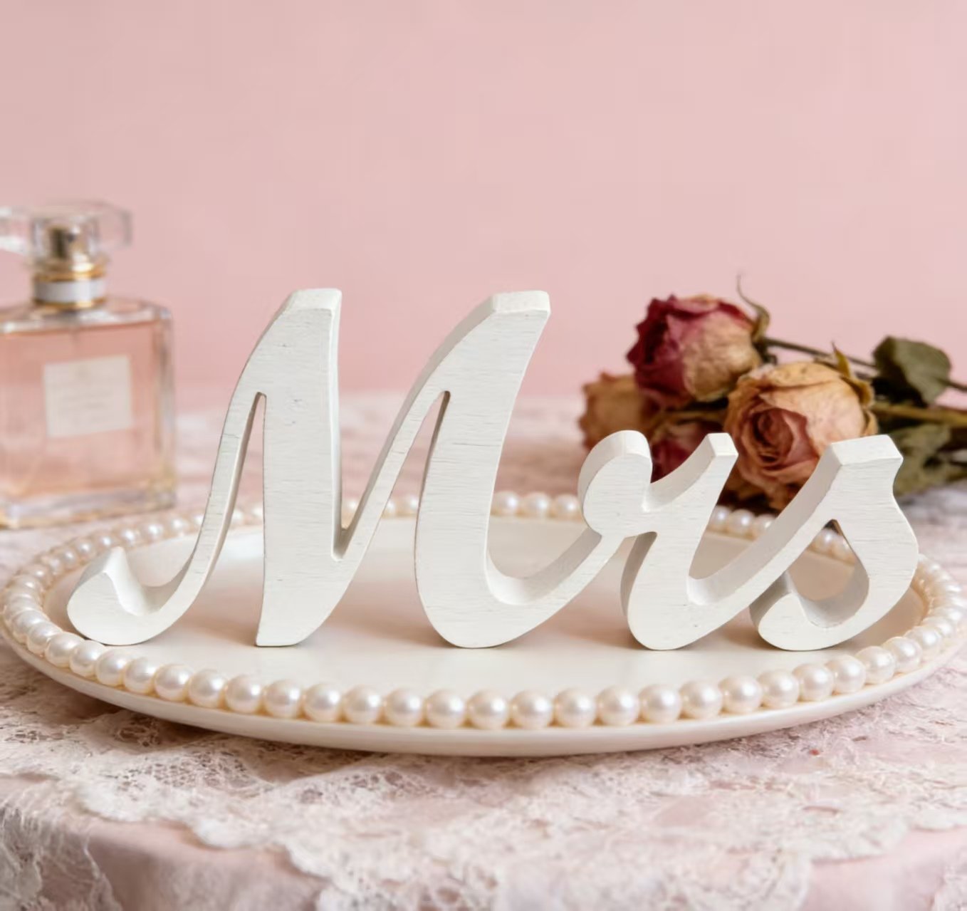 Wedding Supplies Mr & Mrs Uppercase English Letters Wedding Props