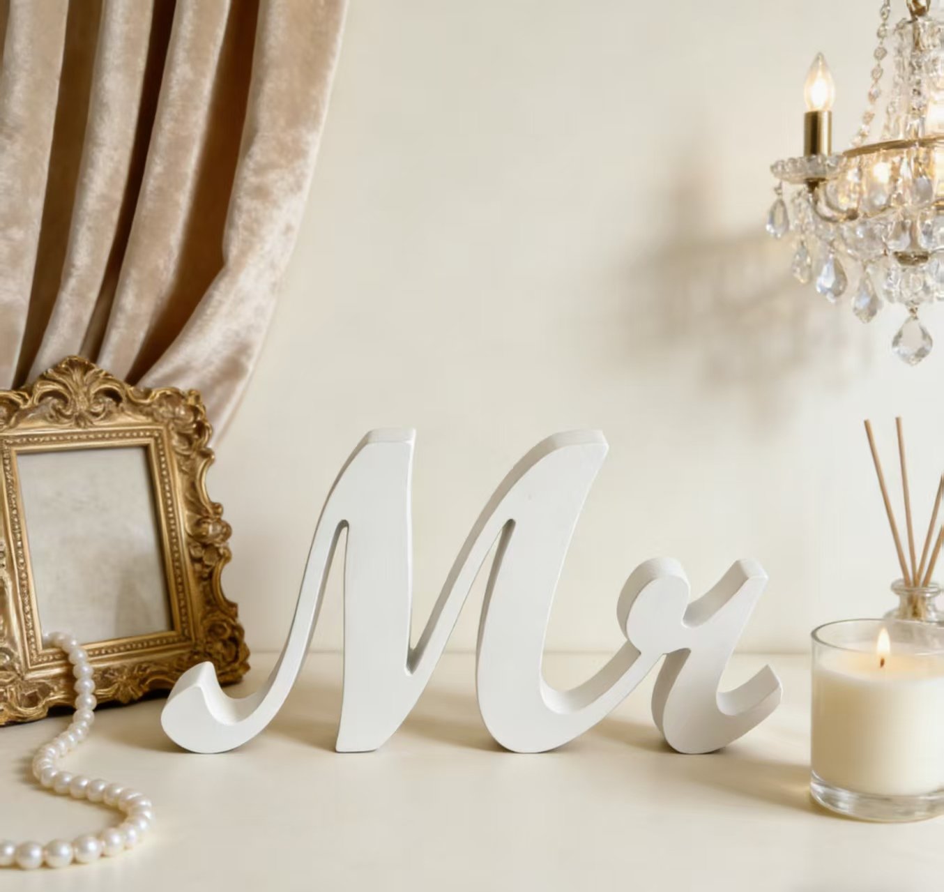 Wedding Supplies Mr & Mrs Uppercase English Letters Wedding Props
