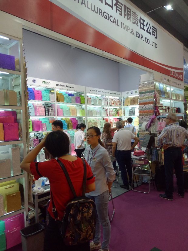 Yiwu Shuangdeli Label Color Printing Co., Ltd. Partner