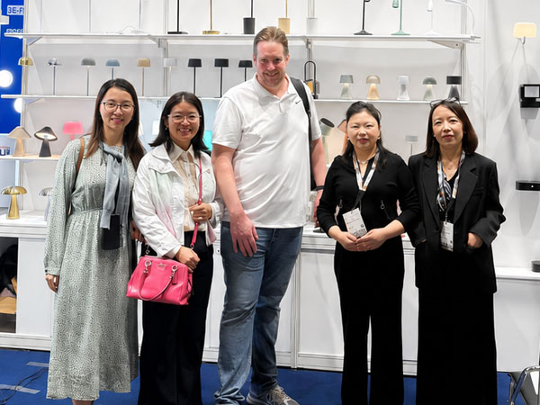 Shaoxing Shangyu Kaiyao Lighting,Co.,Ltd. Partner