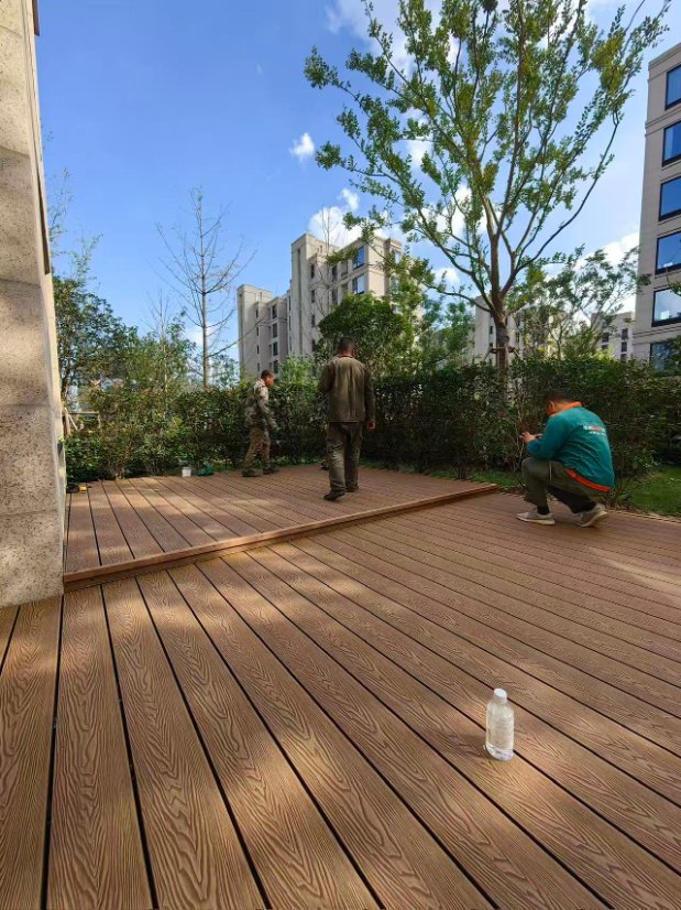 Wood-plastic composite (WPC) flooring Wood-Grain WPC Decking