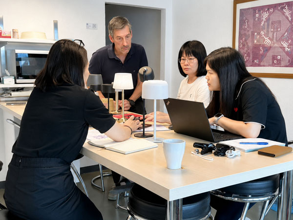 Shaoxing Shangyu Kaiyao Lighting,Co.,Ltd. Partner