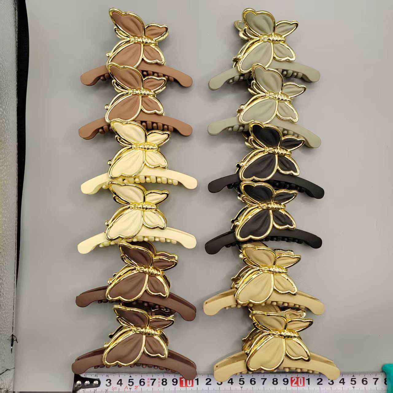 Gold-rimmed rubber-finish claw clip Gold-Edged Rubber Six Colors