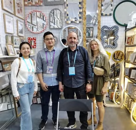 Yiwu Jiepan Arts & Crafts Co., Ltd. Partner