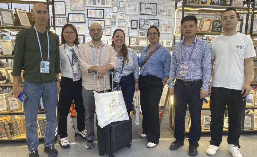 Yiwu Jiepan Arts & Crafts Co., Ltd. Partner