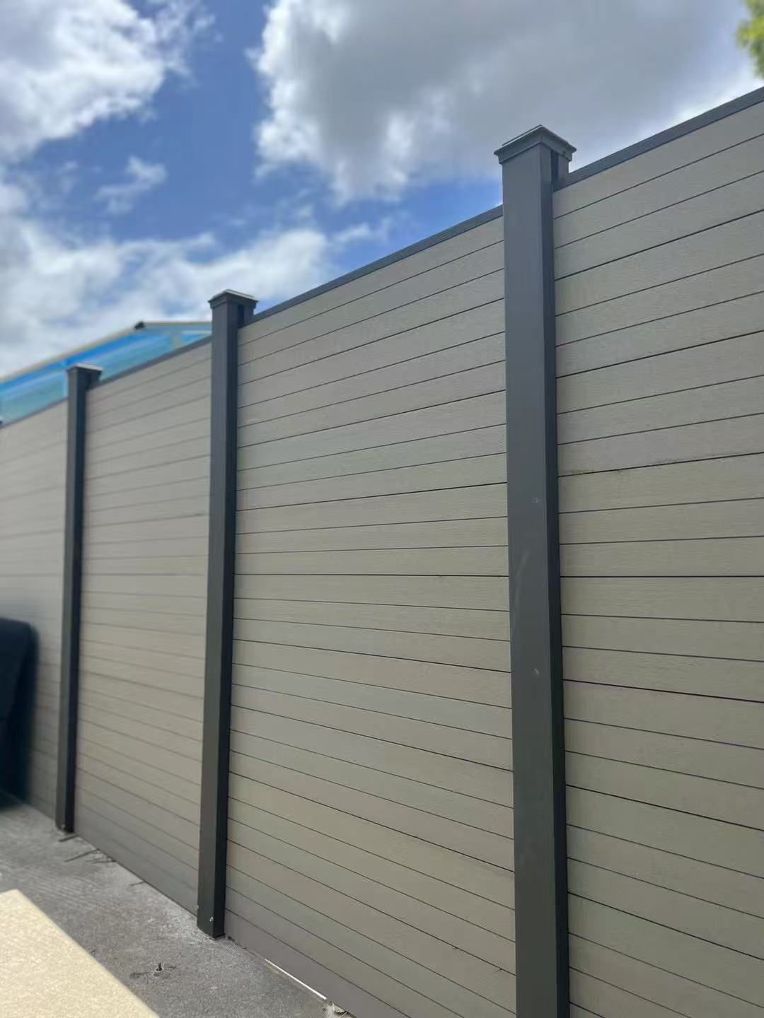Wood-Plastic Composite Fence First-Generation Fence Board