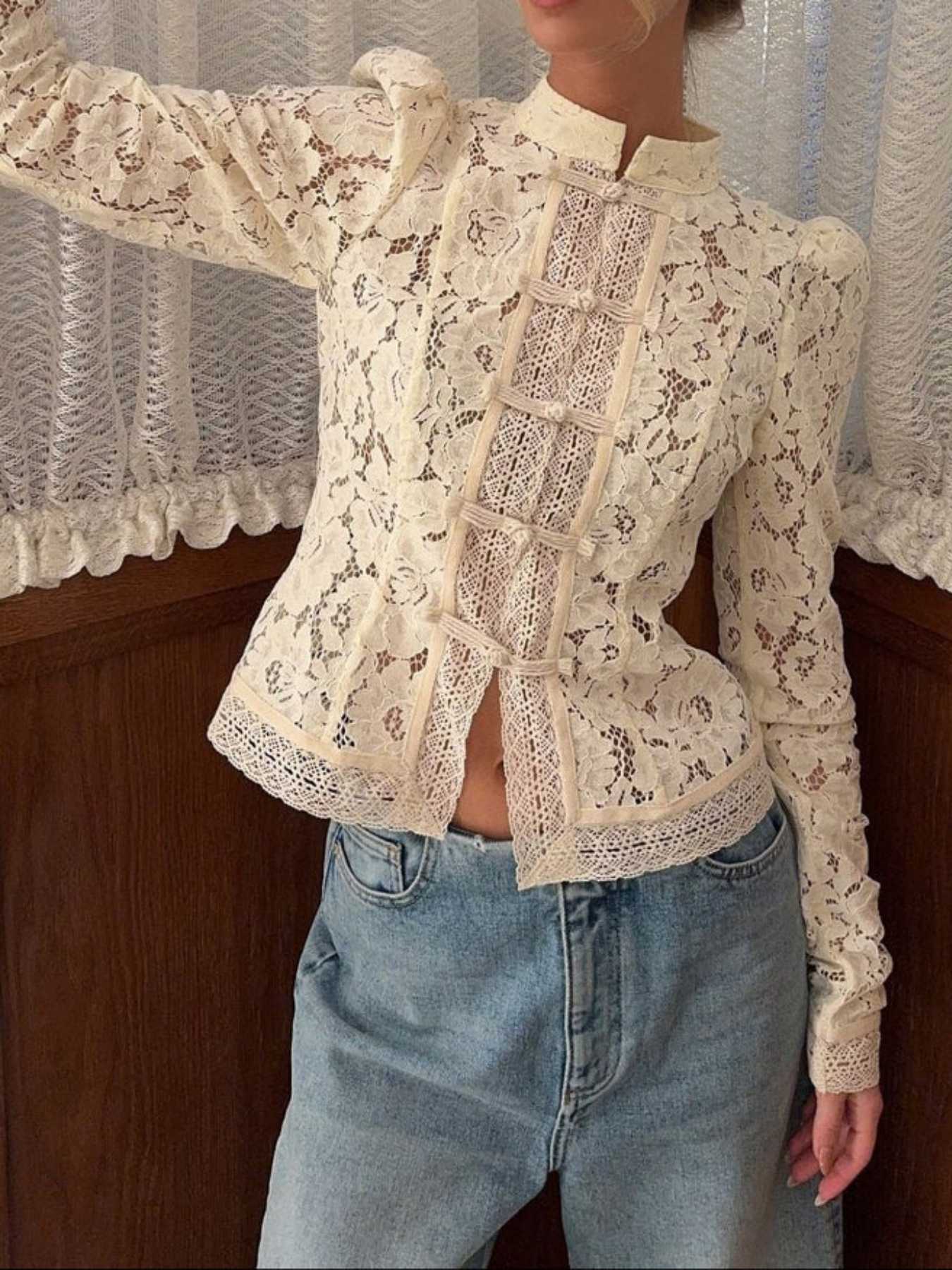 Standard-sized women's clothing Women's Elegant Blouse, court style loose and elegant one line shirt fall top, embellished with floral lace hollow design