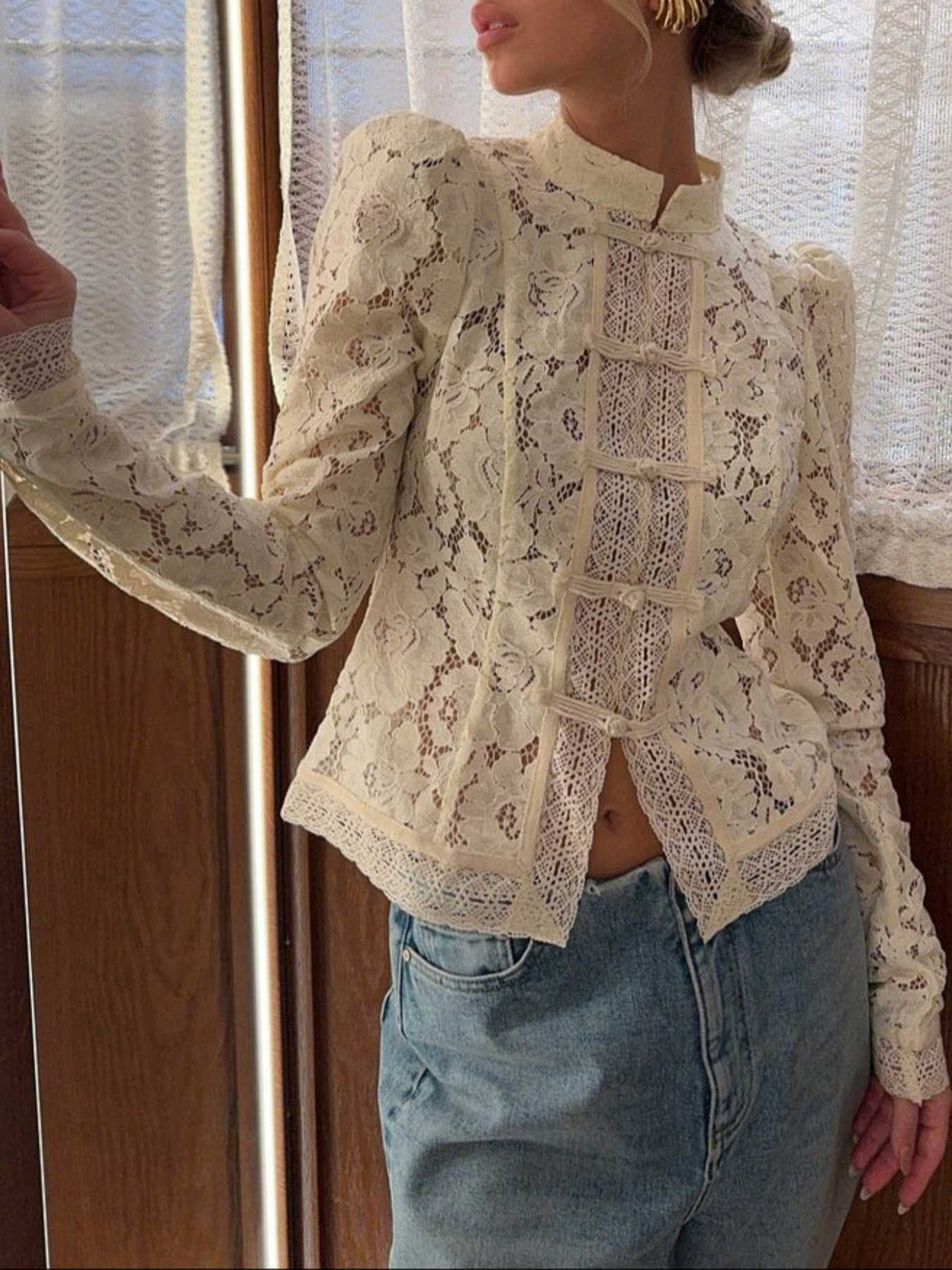 Standard-sized women's clothing Women's Elegant Blouse, court style loose and elegant one line shirt fall top, embellished with floral lace hollow design