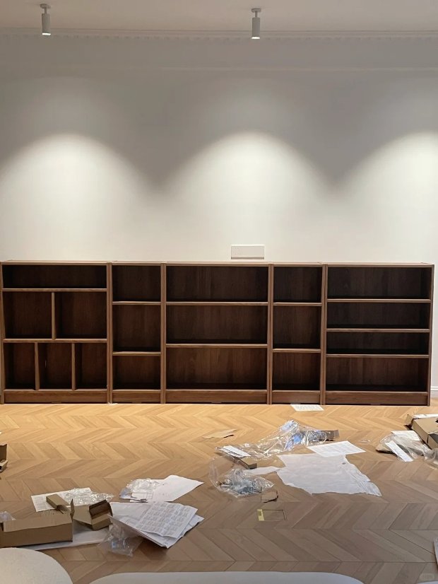 Melamine-faced, pre-finished cabinets  Low Cabinet