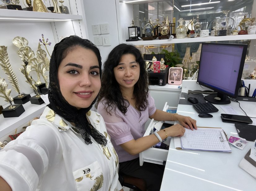 Zhejiang Yitong Arts& Crafts Co.,Ltd. Partner