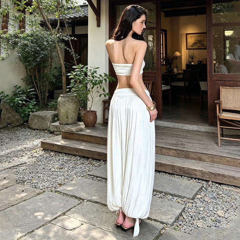 Two-Piece Sets 7132 Strapless Crop Top and Balloon-Leg Pants Set