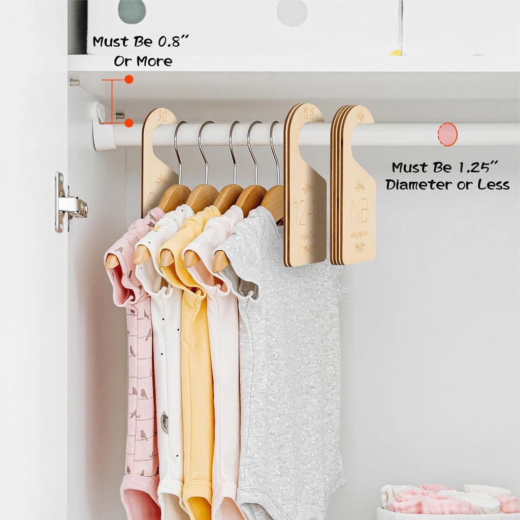 Infant Baptism 7-Piece Set Cute Wooden Double-Sided Baby Clothes Size Hanger Organizer