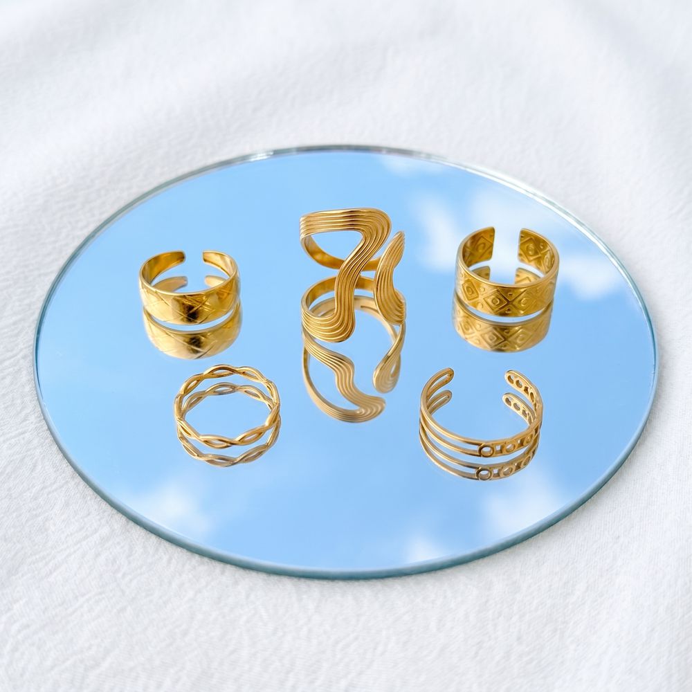 Stainless Steel Ring Set Ripple & Rhombus 5-Piece Gold-Plated Stainless Steel Ring Set