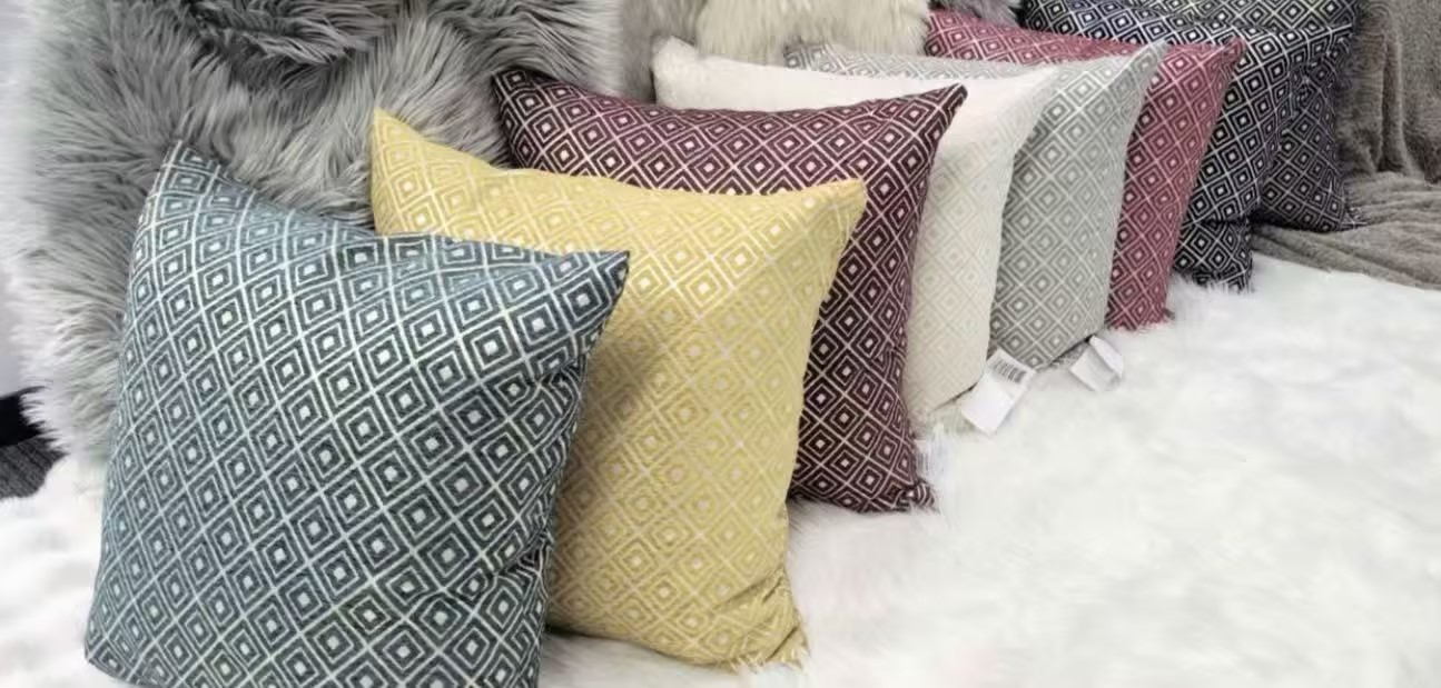 Home Textiles, Cushions & Covers Diamond Jacquard Chenille Cushion Cover