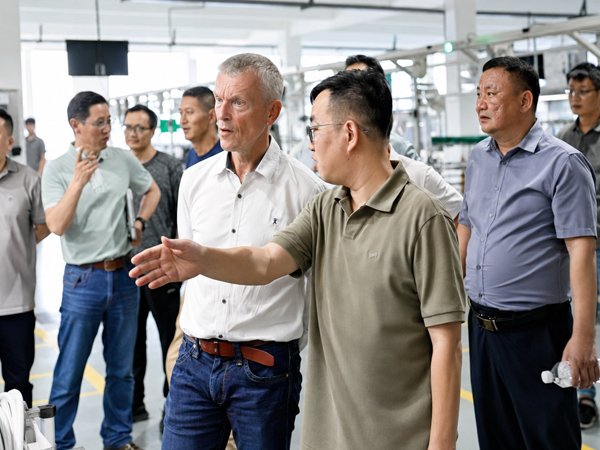 Ningbo Anja Sanitary Kitchenware & Electrical Appliance Co., Ltd. Partner