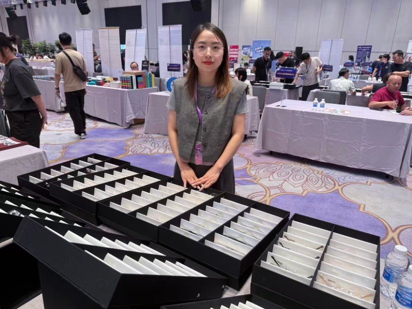 Yiwu Ruisen Eyewear Co.,Ltd Partner