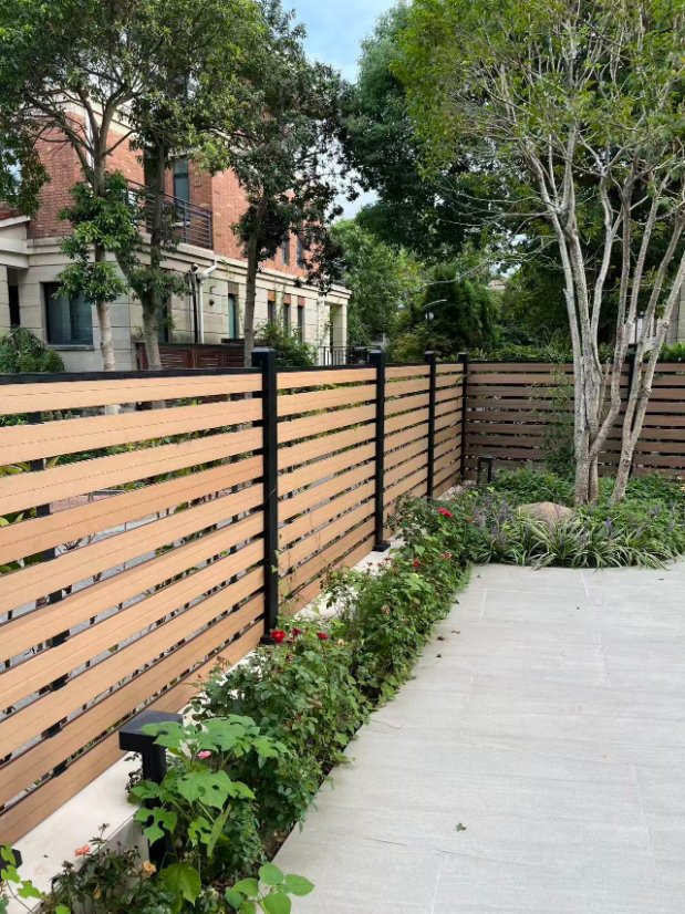 Wood-Plastic Composite Fence First-Generation Fence Board