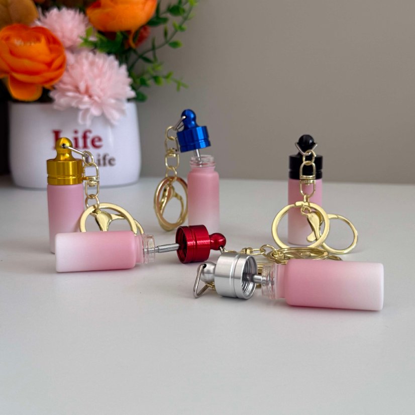 Keychain Storage Pocket Secret Mini Bottle Keychain