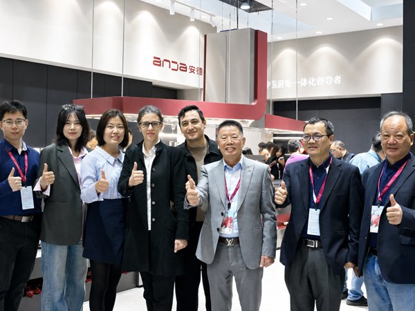 Ningbo Anja Sanitary Kitchenware & Electrical Appliance Co., Ltd. Partner